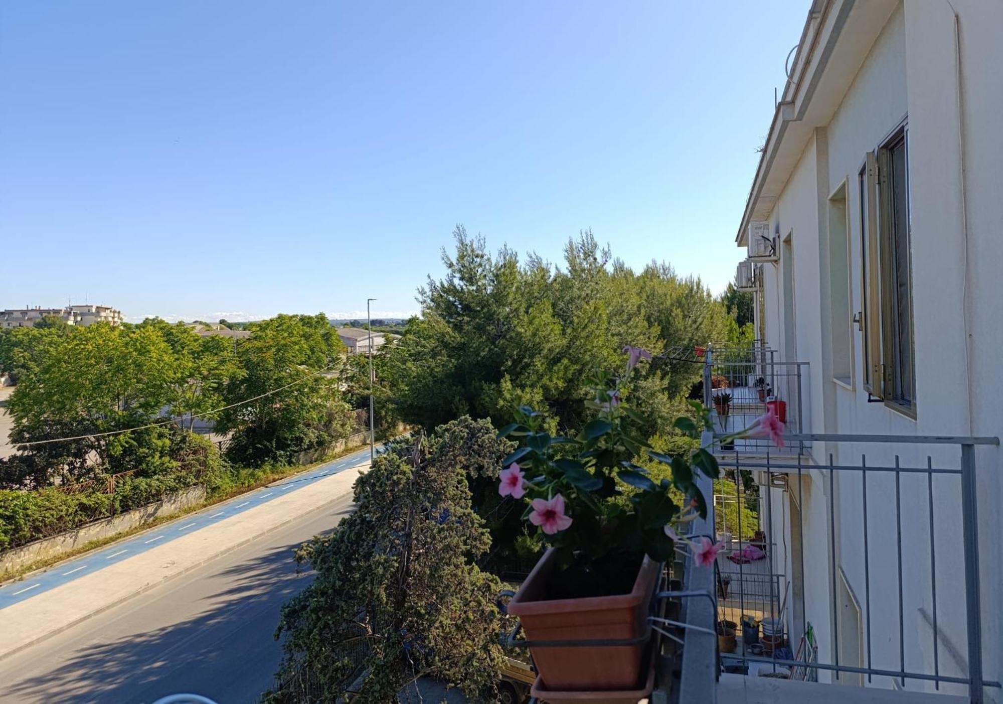 Le Rondini Apartment Trani Exterior foto